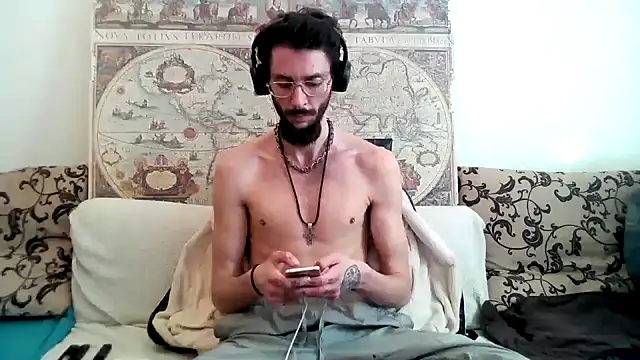 Snapshot of casualtimepassenger chatting on 18, 3, 2025 casualtimepassenger online show from 18, 3, 2025