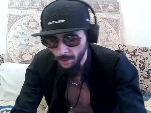 Snapshot of casualtimepassenger chatting on 21, 3, 2025 casualtimepassenger online show from 21, 3, 2025