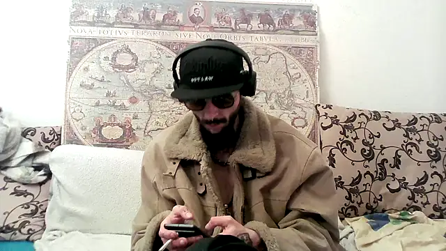 Snapshot of casualtimepassenger chatting on 21, 3, 2025 casualtimepassenger online show from 21, 3, 2025