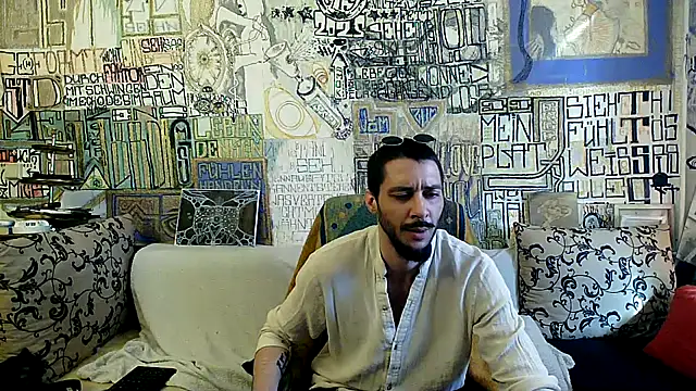 Snapshot of casualtimepassenger chatting on 22, 4, 2026 casualtimepassenger online show from 22, 4, 2026