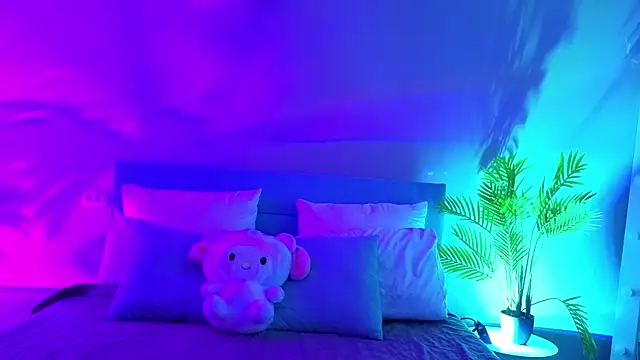 Snapshot of L1ittle_kitty_ chatting on 15, 6, 2026 L1ittle kitty online show from 15, 6, 2026