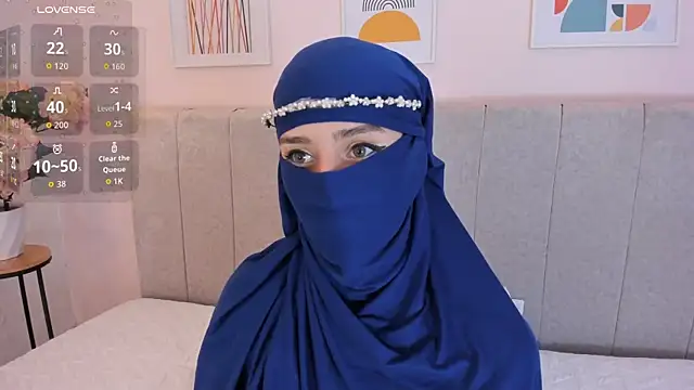 Snapshot of rawiya chatting on 22, 12, 2025 rawiya online show from 22, 12, 2025