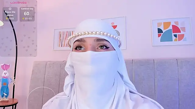 Snapshot of rawiya chatting on 27, 3, 2026 rawiya online show from 27, 3, 2026