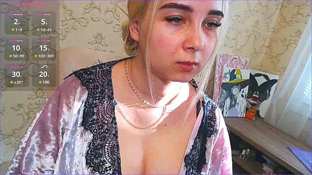 DolphinDreams online show from 5, 1, 2025