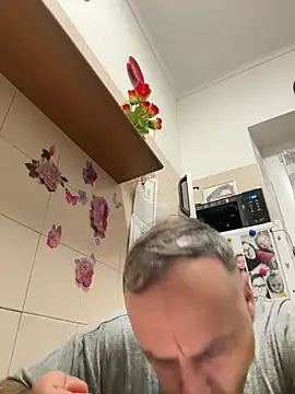 Lecatore80 online show from 13, 4, 2026