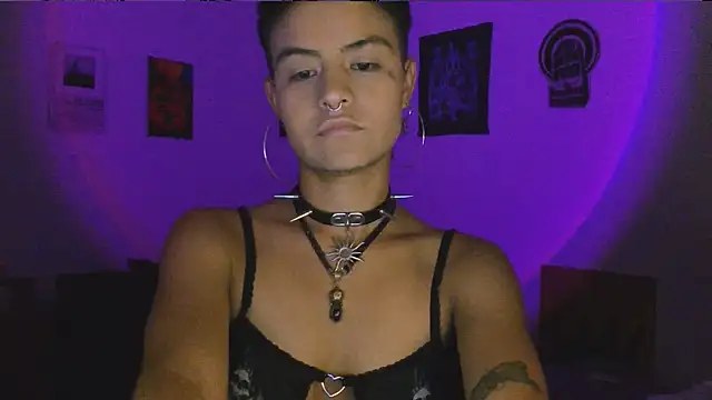 Snapshot of alex_one888 chatting on 7, 7, 2026 alex one888 online show from 7, 7, 2026