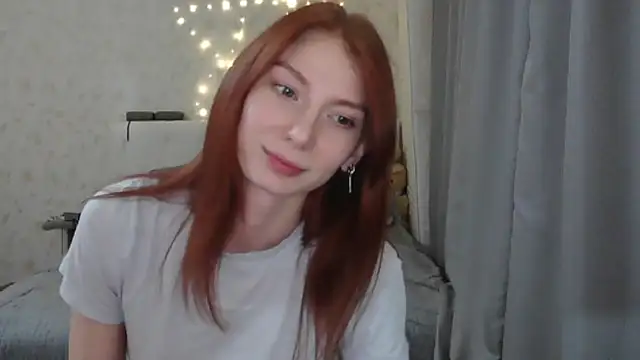 Snapshot of KateBunny chatting on 2, 4, 2026 KateBunny online show from 2, 4, 2026