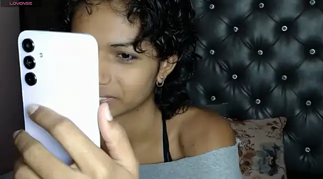 Snapshot of ToshiaKimich chatting on 12, 3, 2025 ToshiaKimich online show from 12, 3, 2025