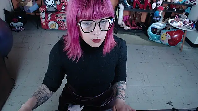 MissMiia2 online show from 9, 2, 2026