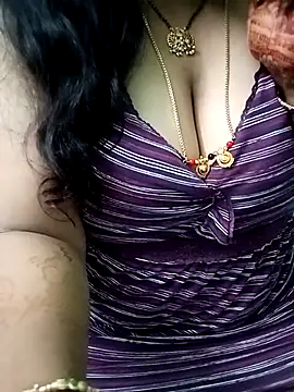 Snapshot of your-sameera chatting on 18, 3, 2025 your-sameera online show from 18, 3, 2025