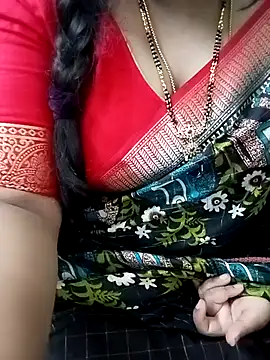 Snapshot of your-sameera chatting on 6, 10, 2025 your-sameera online show from 6, 10, 2025