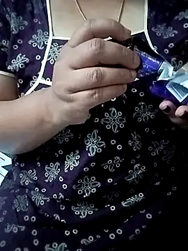 Snapshot of your-sameera chatting on 11, 10, 2025 your-sameera online show from 11, 10, 2025