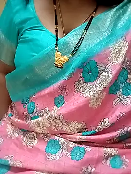 Snapshot of your-sameera chatting on 13, 10, 2025 your-sameera online show from 13, 10, 2025