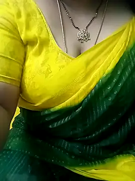 Snapshot of your-sameera chatting on 14, 10, 2025 your-sameera online show from 14, 10, 2025