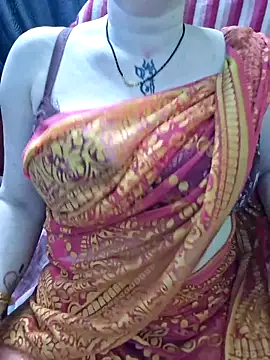 Snapshot of Raja_Ranii chatting on 21, 2, 2026 Raja Ranii online show from 21, 2, 2026