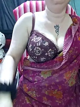 Snapshot of Raja_Ranii chatting on 27, 5, 2026 Raja Ranii online show from 27, 5, 2026