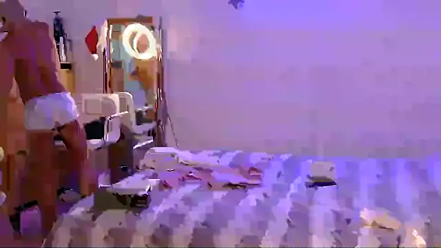 Snapshot of GymBoyVan chatting on 14, 12, 2024 GymBoyVan online show from 14, 12, 2024