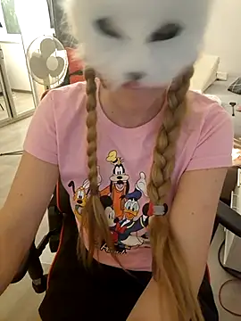 Hexe12346 online show from 1, 3, 2026