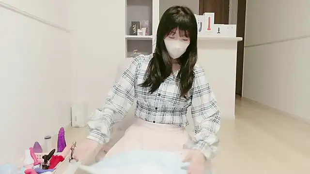 Snapshot of IORio2 chatting on 1, 12, 2025 IORio2 online show from 1, 12, 2025