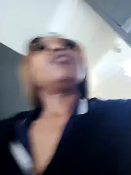 Snapshot of CocoSexyBabe chatting on 14, 11, 2025 CocoSexyBabe online show from 14, 11, 2025