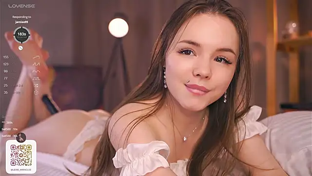 Snapshot of Miss_miracle chatting on 15, 3, 2025 Miss miracle online show from 15, 3, 2025