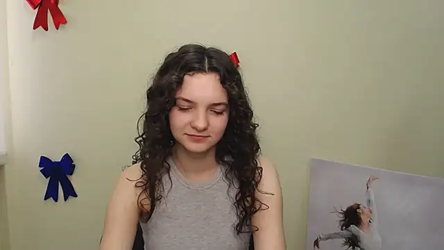  SusieSu  online show from 19, 1, 2025