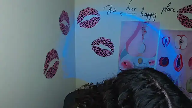  SusieSu  online show from 15, 3, 2025