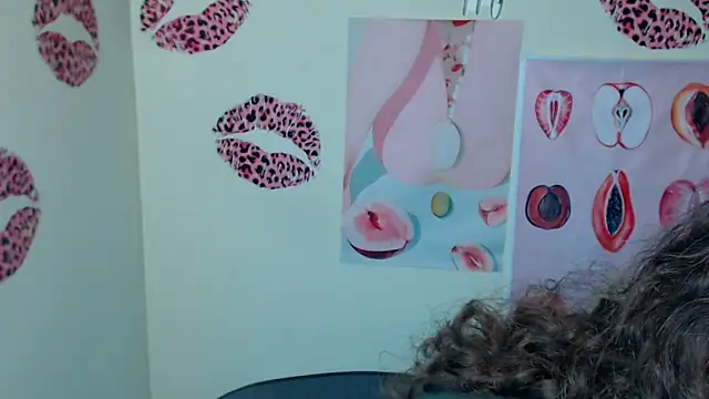  SusieSu  online show from 24, 10, 2025