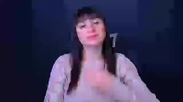 Snapshot of Violla_My chatting on 5, 1, 2025 Violla My online show from 5, 1, 2025