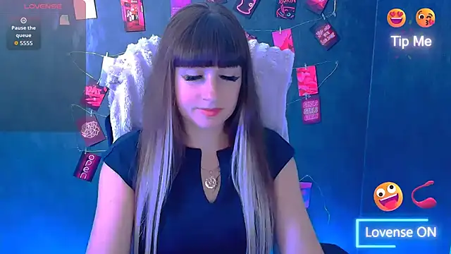 Snapshot of Violla_My chatting on 7, 7, 2026 Violla My online show from 7, 7, 2026