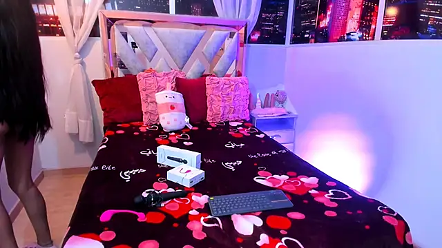 Tiffany sander online show from 4, 2, 2025