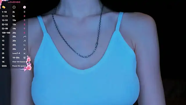 Snapshot of EvaBradley chatting on 18, 12, 2024 EvaBradley online show from 18, 12, 2024