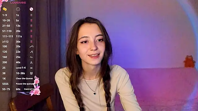 Snapshot of EvaBradley chatting on 16, 9, 2025 EvaBradley online show from 16, 9, 2025