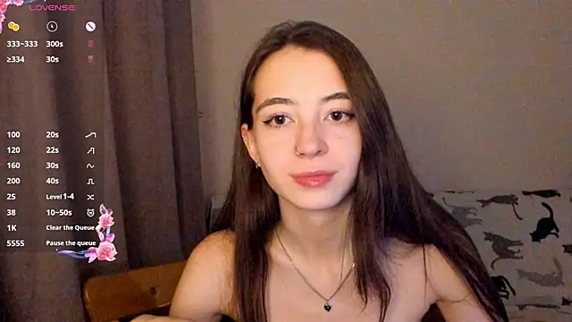 Snapshot of EvaBradley chatting on 15, 12, 2025 EvaBradley online show from 15, 12, 2025