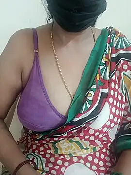 Snapshot of akshara_22 chatting on 22, 11, 2025 akshara 22 online show from 22, 11, 2025