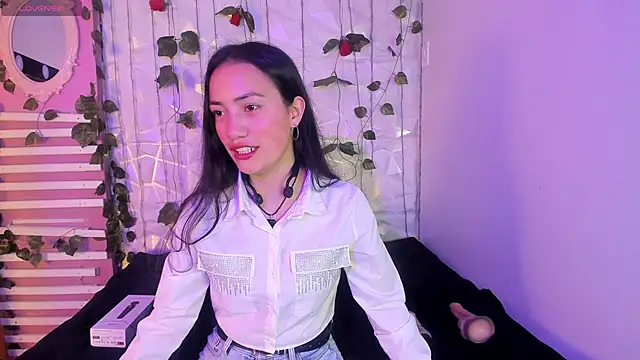 Scarlett  Fox   online show from 1, 2, 2025