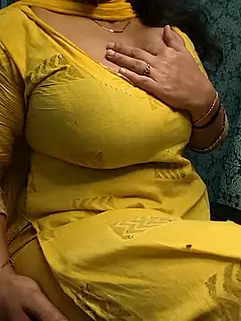 Snapshot of Anamika_Kapoor chatting on 9, 5, 2026 Anamika Kapoor online show from 9, 5, 2026
