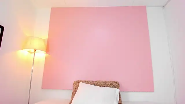 Snapshot of andyylove_jk chatting on 22, 11, 2025 andyylove jk online show from 22, 11, 2025