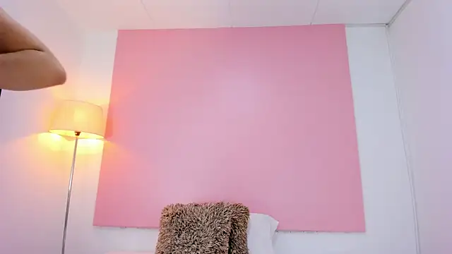 Snapshot of andyylove_jk chatting on 27, 11, 2025 andyylove jk online show from 27, 11, 2025