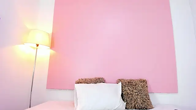 Snapshot of andyylove_jk chatting on 5, 12, 2025 andyylove jk online show from 5, 12, 2025