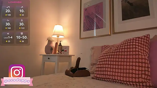 Snapshot of Eva_depp chatting on 9, 9, 2025 Eva depp online show from 9, 9, 2025