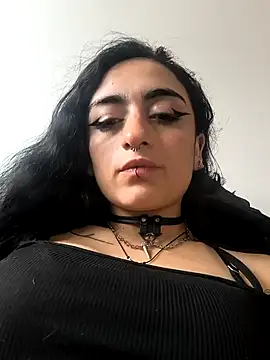 Snapshot of Lila_Desiree chatting on 25, 4, 2026 Lila Desiree online show from 25, 4, 2026
