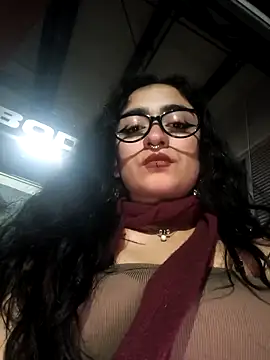 Snapshot of Lila_Desiree chatting on 29, 4, 2026 Lila Desiree online show from 29, 4, 2026