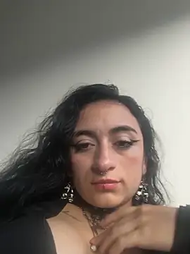 Snapshot of Lila_Desiree chatting on 19, 5, 2026 Lila Desiree online show from 19, 5, 2026