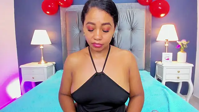 Snapshot of Kamila-Kane chatting on 19, 2, 2025 Kamila-Kane online show from 19, 2, 2025