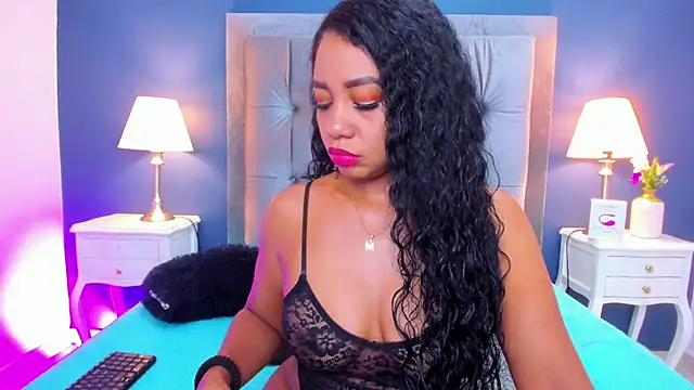 Snapshot of Kamila-Kane chatting on 28, 2, 2025 Kamila-Kane online show from 28, 2, 2025