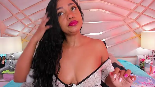 Snapshot of Kamila-Kane chatting on 14, 10, 2025 Kamila-Kane online show from 14, 10, 2025