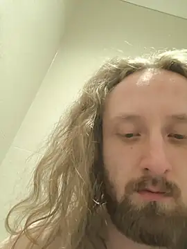 Snapshot of DrownMentallyyy chatting on 28, 10, 2025 DrownMentallyyy online show from 28, 10, 2025