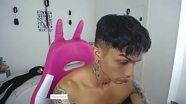 Snapshot of Leonard_Price chatting on 9, 3, 2026 Leonard Price online show from 9, 3, 2026