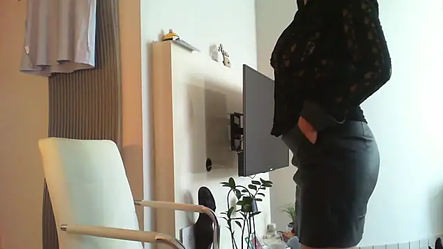 Snapshot of __Angel78__ chatting on 2, 10, 2025 Angel78 online show from 2, 10, 2025